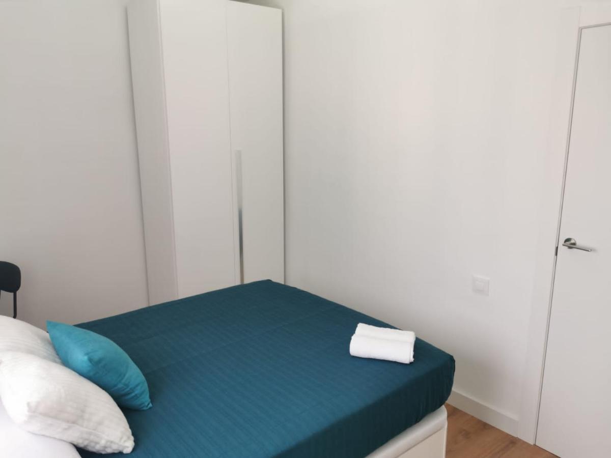 Atico Apartment Terrassa Luaran gambar